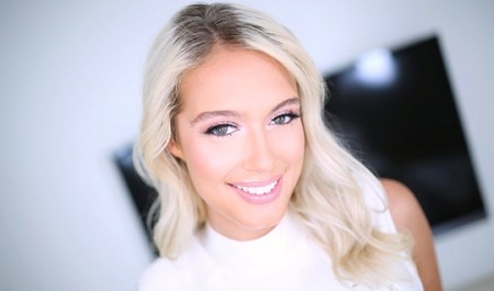 Horny Babe Craving Cock Calls Hung Stud Home Pussy Fuck