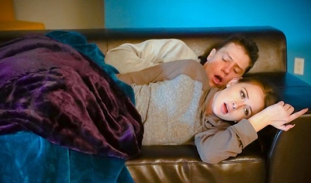 Pervy Stepsis Sneaks Into Bro's Bed at Night Grinds Pussy on Cock