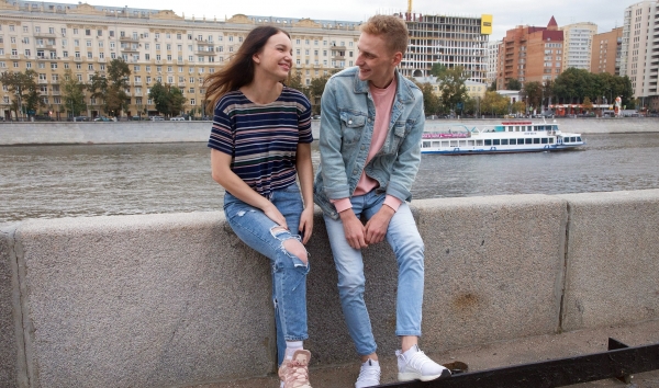 Horny Guy Races Across Entire Moscow for Her Alluring Tender Pussy Fuck