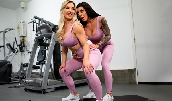 Cute Gym Lesbians Skip Workout for Sweet Wet Pussy Licking Tribbing