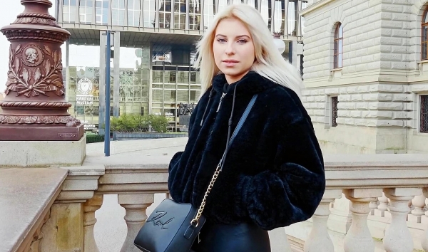 Hot Blonde in Prague Picked Up for First Time Amateur Porn Casting Fuck