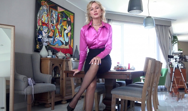 Hot Russian Friend's Mom Doesn't Care - Fuck and Creampie Her POV