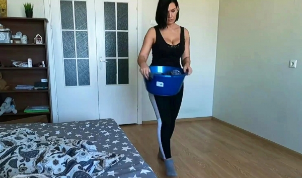 Stepmom Stuck Under Couch Begs Horny Stepson for Creampie Fuck