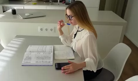 Fucking Sexy Russian Student: Pleasurable & Healthy Pussy Creampie