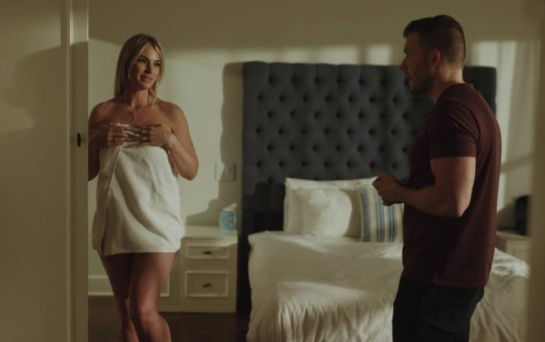 Nuclear Sex Bomb Mother-in-Law Fucks Son-in-Law Cheating Russian