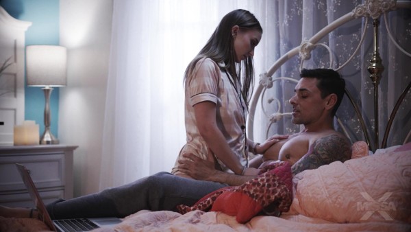 Stepdaughter Loves Big Porn Dicks But Daddy's is Best Right Daddy