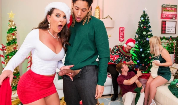 Beloved Son-in-Law Fucks Horny Russian Mother-in-Law on Christmas!
